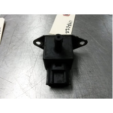 104R022 Fuel Pressure Regulator From 2003 Ford Taurus 3.0 3R3E9F972AA 104R022 Fuel Pressure Regulator From 2003 Ford Taurus 3.0 3R3E9F972AA